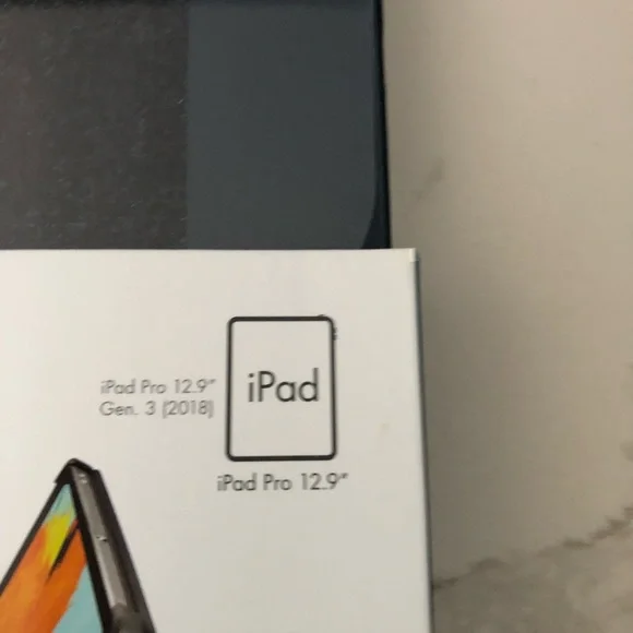 NWT Inflight Folio for iPad Pro- Blue - Picture 2 of 4